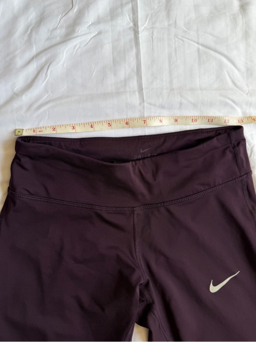 Nike Women’s Dark Plum Athletic Leggings with Reflective Swoosh - Picture 8 of 10
